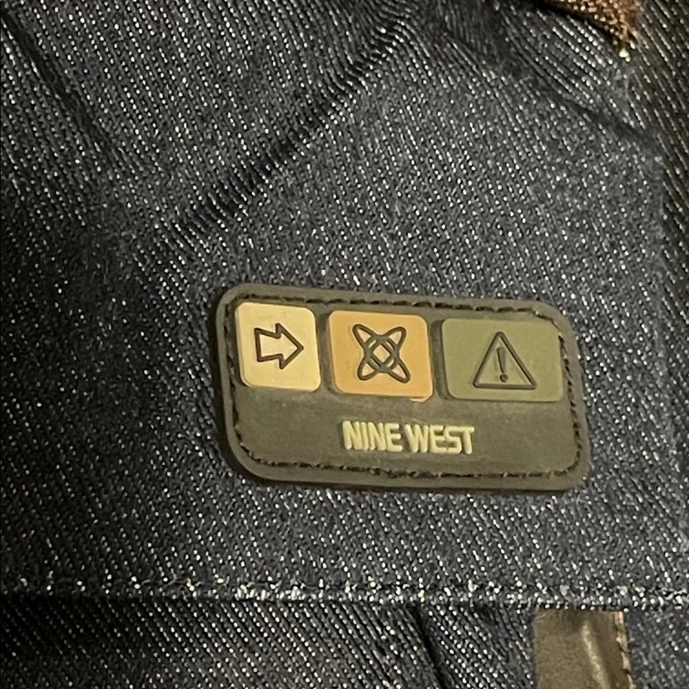 Nine West Messenger Bag